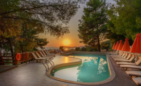 Отель Rahoni Cronwell Park Hotel Adults Only  Неа Скиони
